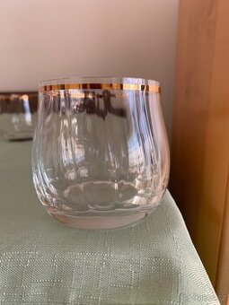 6 sklenicek viz foto