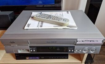 Videorekorder JVC HR-S5950