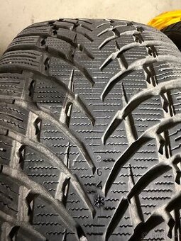 Pneu NOKIAN TYRES WR SUV 4 255/45 R 20 3 ks