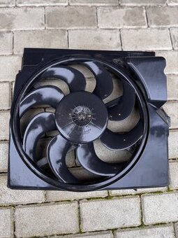 BMW e36 328i elektrická Sahara