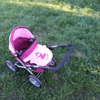 kočárek pro panenky