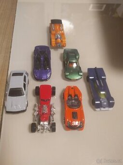 Hot Wheels auta