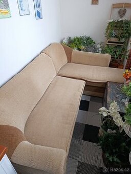 Gauč do obývacího pokoje