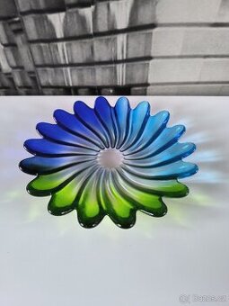 Vintage lisovaný talíř/mísa Walter glass