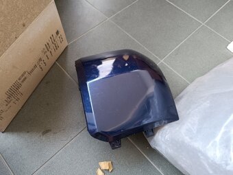 Boční plasty nárazníku Citroen C4 Grand Picasso I modrá