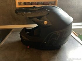 Troy lee designs helmet - 1