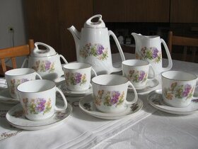 Porcelánový čajový servis