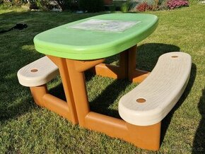 Dětský stolek se dvěma lavicemi Smoby