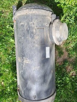 Stará LPG nádrž do auta