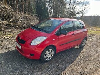 Toyota Yaris 1,0 VVT-i 51 KW r.v. 2008 .