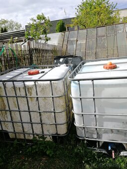 Nádrž 1000L IBC kontejner