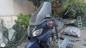 Suzuki Burgman 650