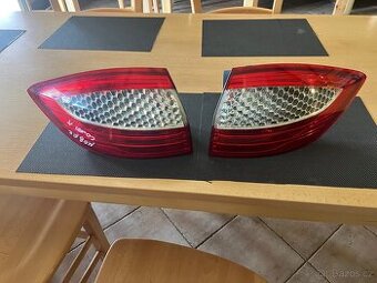Zadní světla Ford Mondeo kombi 2008
