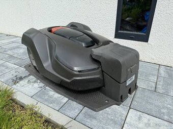 Robotická sekačka Husqvarna Automower 430X - 3200m2