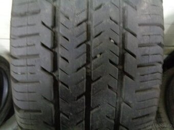 215/65 R15C MICHELIN (2x7 a 2x6,5mm) č.12286