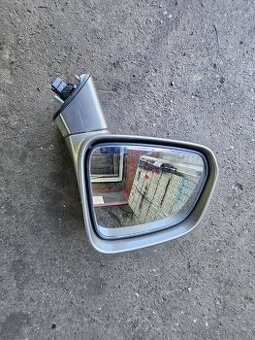 Opel antara zrcátko levé