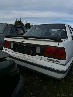 Nissan Sunny N13 spojler