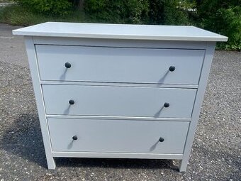 Komoda IKEA Hemnes - bílá lesklá