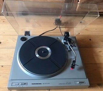 Gramofon NORDMENDE RP-1010 (1982) POLOAUTOMAT