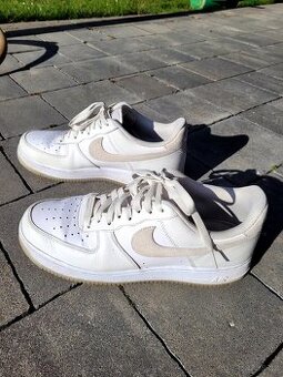 Nike air force 1 velikost 44
