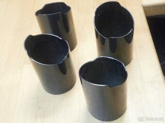 Karbonové kryty koncovek výfuků