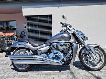 Suzuki M1800R Intruder r2,top