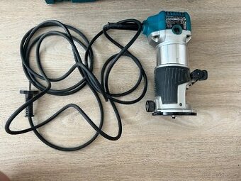 Makita frézka RT0700CX2J - Jako nová - 1