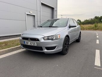 Mitsubishi Lancer 2.0 TDI 103kW rok 2009 KLIMA 2SADY KOL