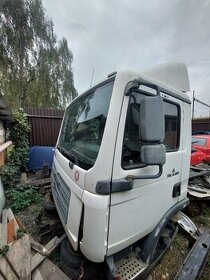 Man tgl 8.180 kabina