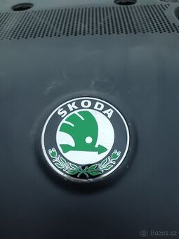 Škoda Octavia 1 kryt motoru
