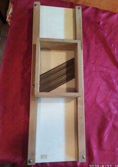 Nabízím kruhadlo na zelí se 3 noži vel. 73x23,5cm