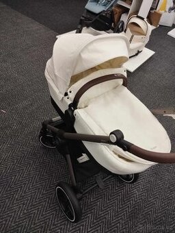 Cybex eos lux