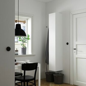 Vysoká koupelnová skříň IKEA ENHET