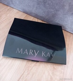 Mary Kay Compact Pro - na dekorativní kosmetiku