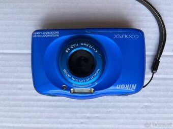Nikon Coolpix S 33-sleva
