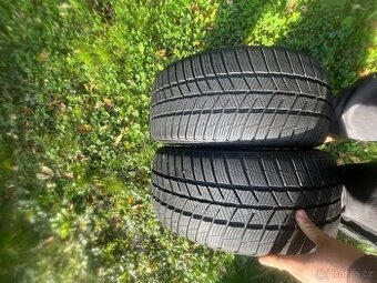 Zimní pneu 215/40R17 - 1