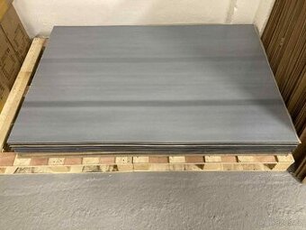 Černé plexisklo Plexiglas XT 3mm 9N871 1500X1000