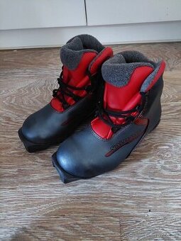 Prodám dětské boty na běžky Salomon sns velikost 33.