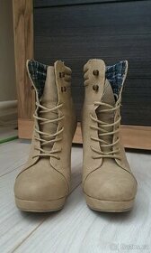 Dámské kotníkové šněrovací boty