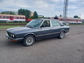 Bmw e12 520 1981