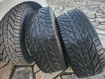 Zimní pneumatiky R18/45/235