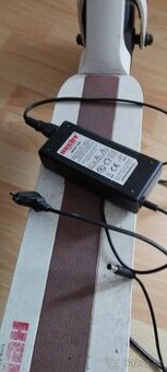 Elektricka koloběžka HECHT