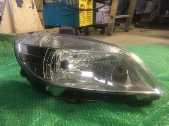 Škoda Fabia 2 / Roomster světlo