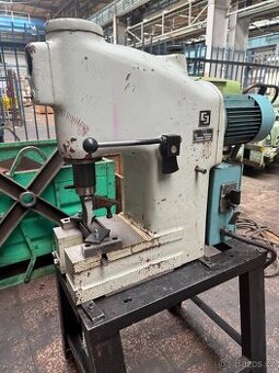 Hydraulický lis CDC 2-7