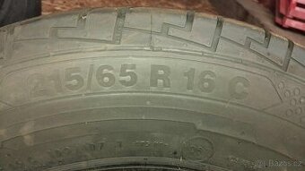 Pneu 215/65 R 16C-Continental