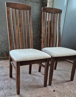 Dřevěné polstrované židle