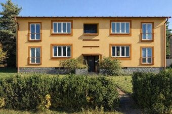 Šikovný kutil / řemeslník na pomocné práce při rekonstrukci