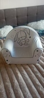 Pelíšek - křesílko