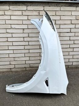 Levý přední blatník Tesla Y