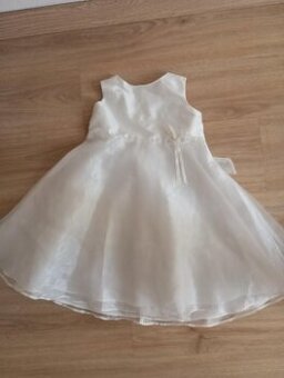 Bílé šatičky - vel. 18-24 m..